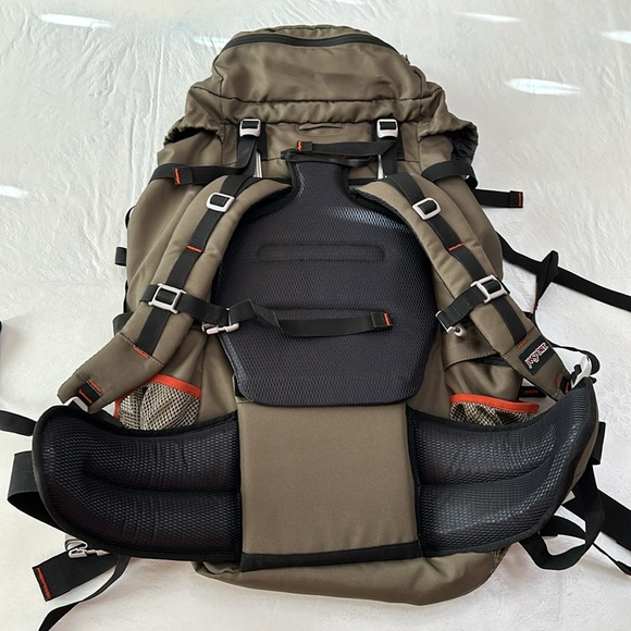 JanSport GRIZZLY BEAR 63 - New Cilantro Grn - Picture 13 of 16